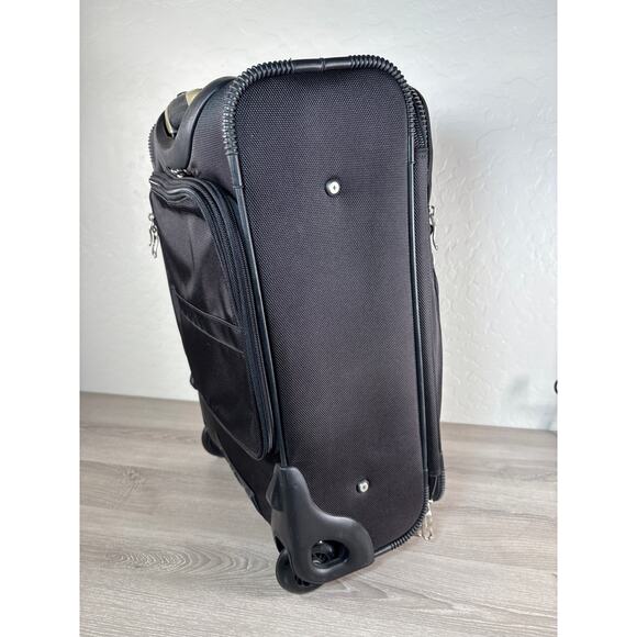 Travelpro FlightCrew5 Slim Expandable Rollaboard Black Suitcase 21” x 14.5” x 8” - Picture 5 of 7